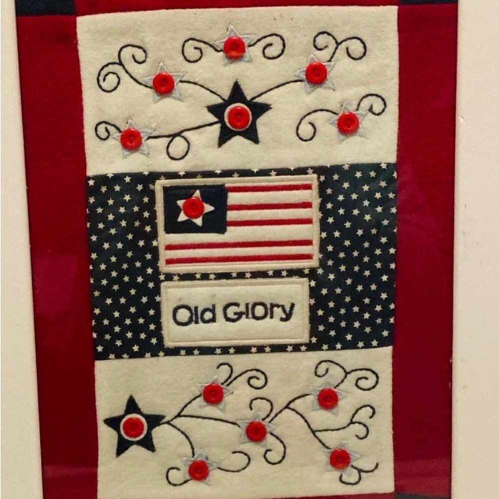 Farmhouse Old Glory decor